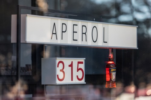 Вывеская для бара «Aperol»