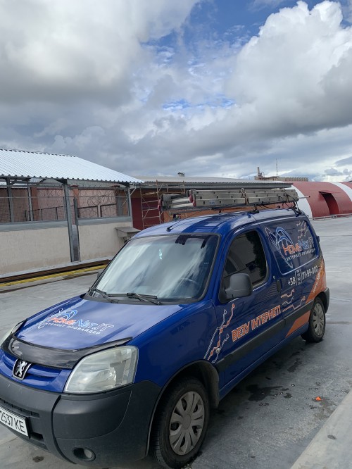 Брендирование авто для компании "HomeNet"