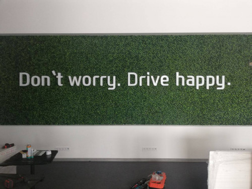 Оформление офиса для автомобильного салона "Hyundai"